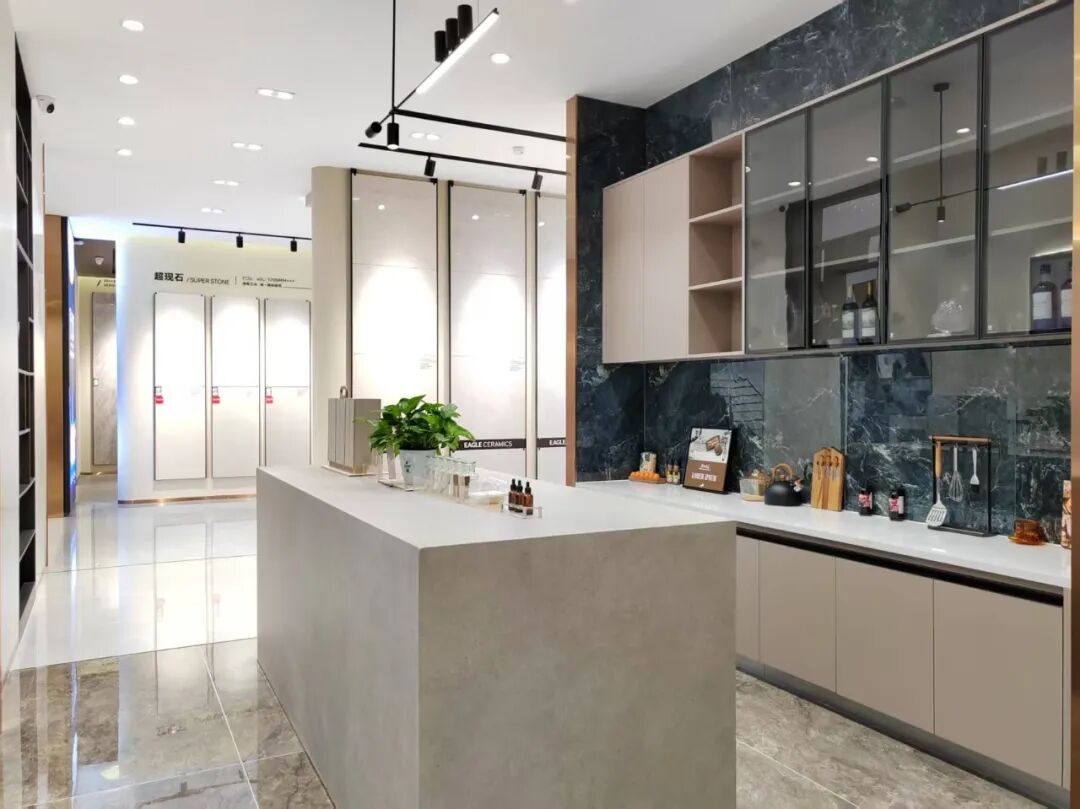 四川宜宾鹰牌旗舰店|高端空间设计,美出颜值新境界(图7) 四川宜宾鹰牌旗舰店|高端空间设计,美出颜值新境界(图7)