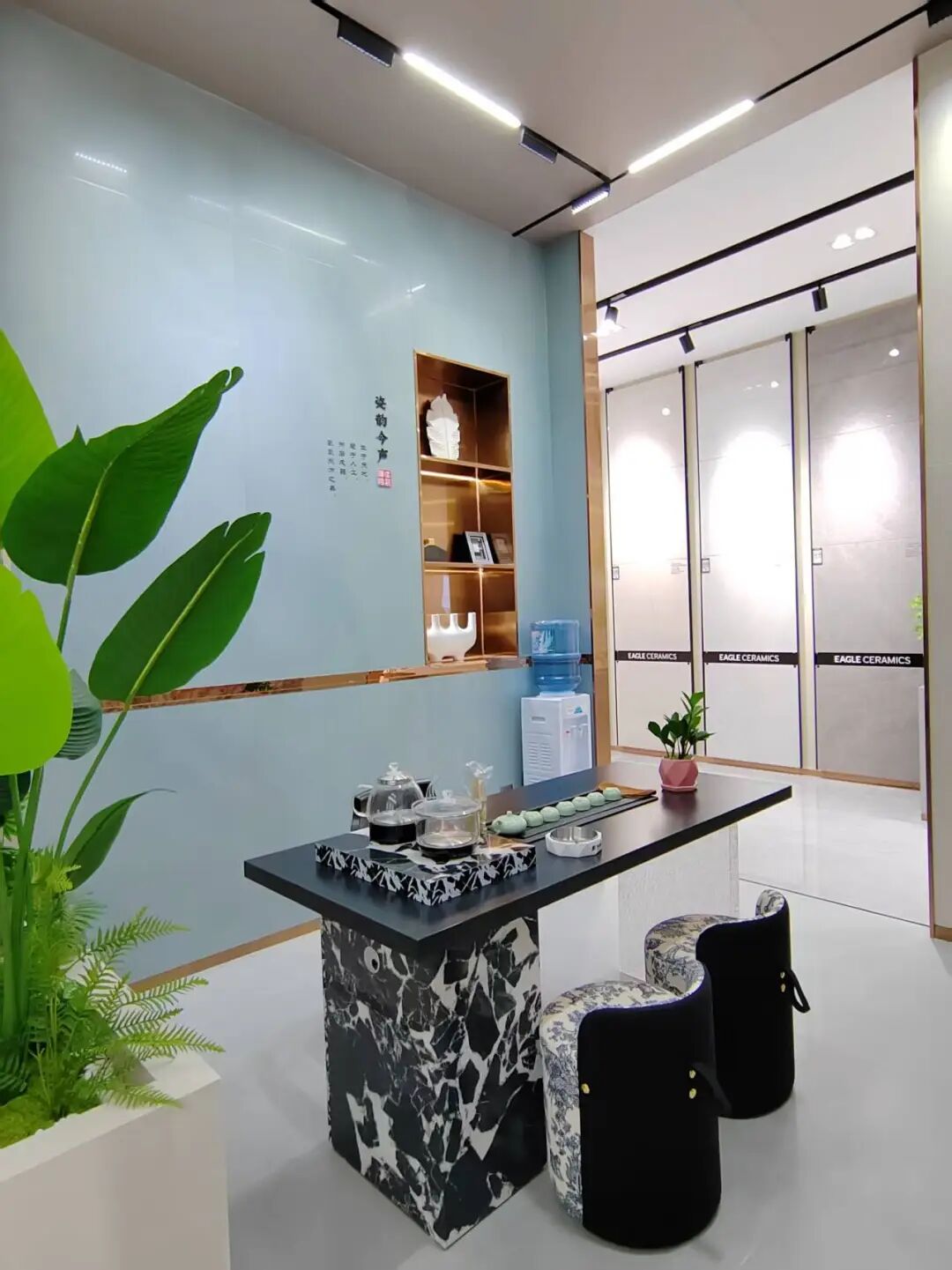 四川宜宾鹰牌旗舰店|高端空间设计,美出颜值新境界(图11) 四川宜宾鹰牌旗舰店|高端空间设计,美出颜值新境界(图11)