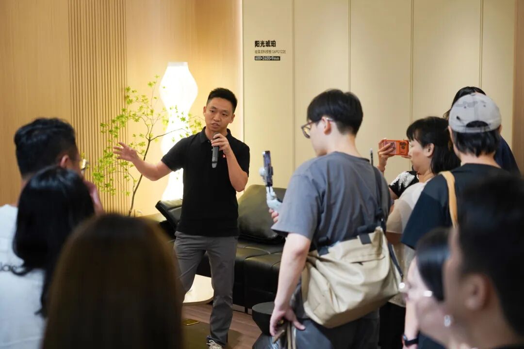 风起处,万物生 | 鹰牌新材战略发布会圆满落幕!(图14) 风起处,万物生 | 鹰牌新材战略发布会圆满落幕!(图14)